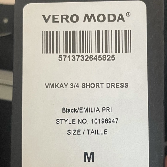 Vero Moda Black and Pink Floral Dress - Medium - Picture 4 of 4